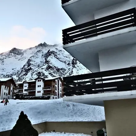 Saas-fee Sleeps 6 Wifi *
