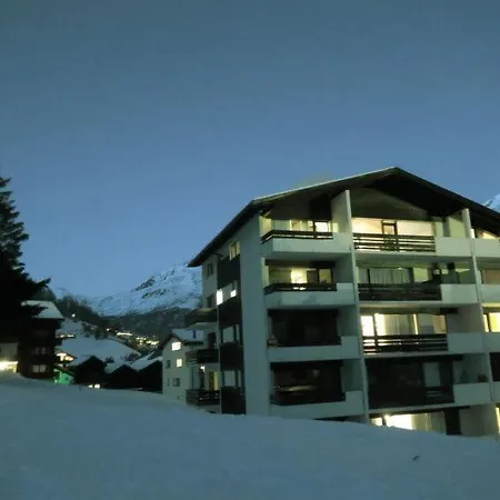 Saas-fee Sleeps 6 Wifi *